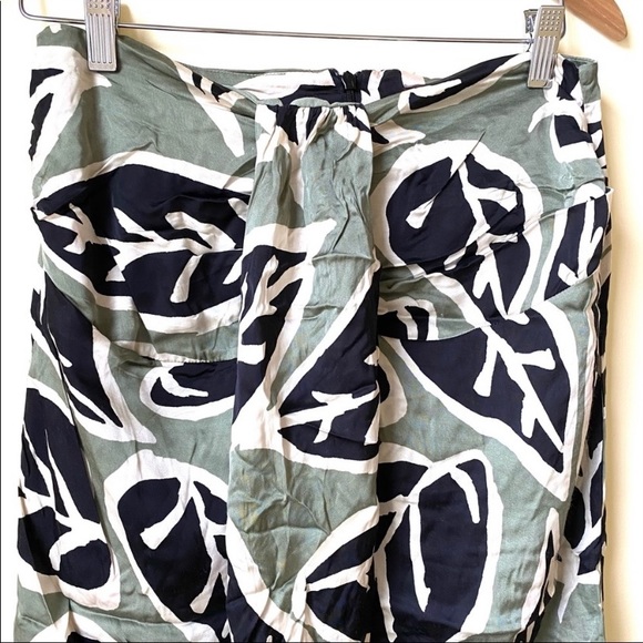 Zara Leaf Print Ruched Midi Skirt - Picture 2 of 4